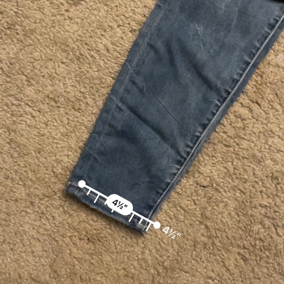 American Eagle Blue high rise jeans - Picture 3 of 9